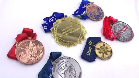 Золотая трость, футбольный медальон, медаль и трофей, изготовленные на заказ из старинного цинкового сплава.